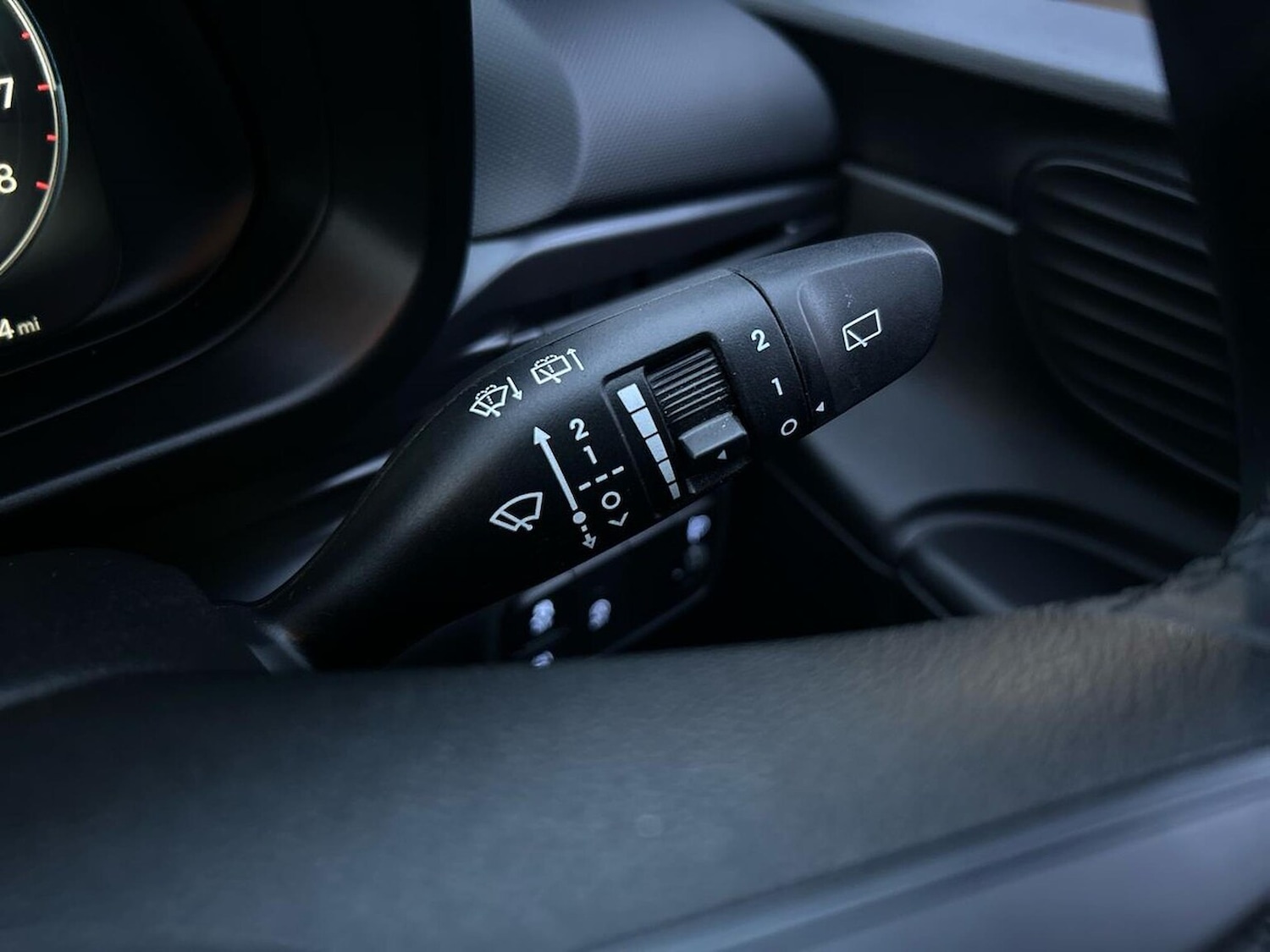 Used Hyundai BAYON 2023 for sale - 77707445: Photo 28