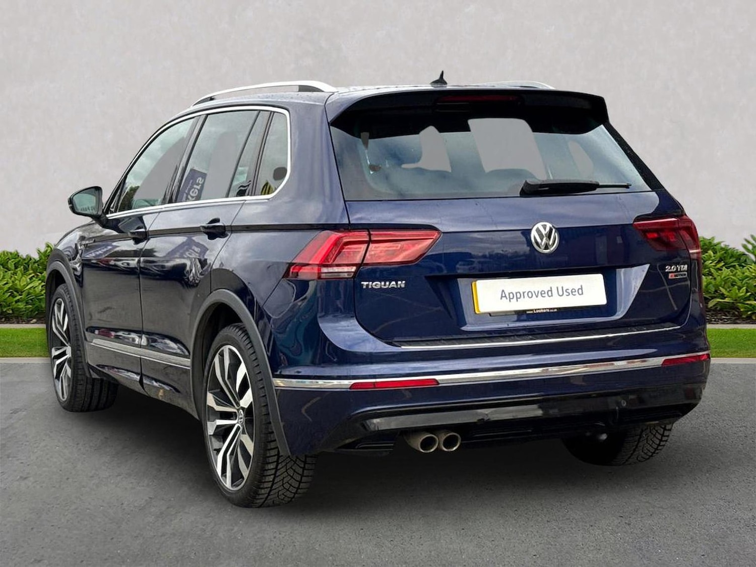 Used Volkswagen Tiguan 2017 for sale - 76596202: Photo 2