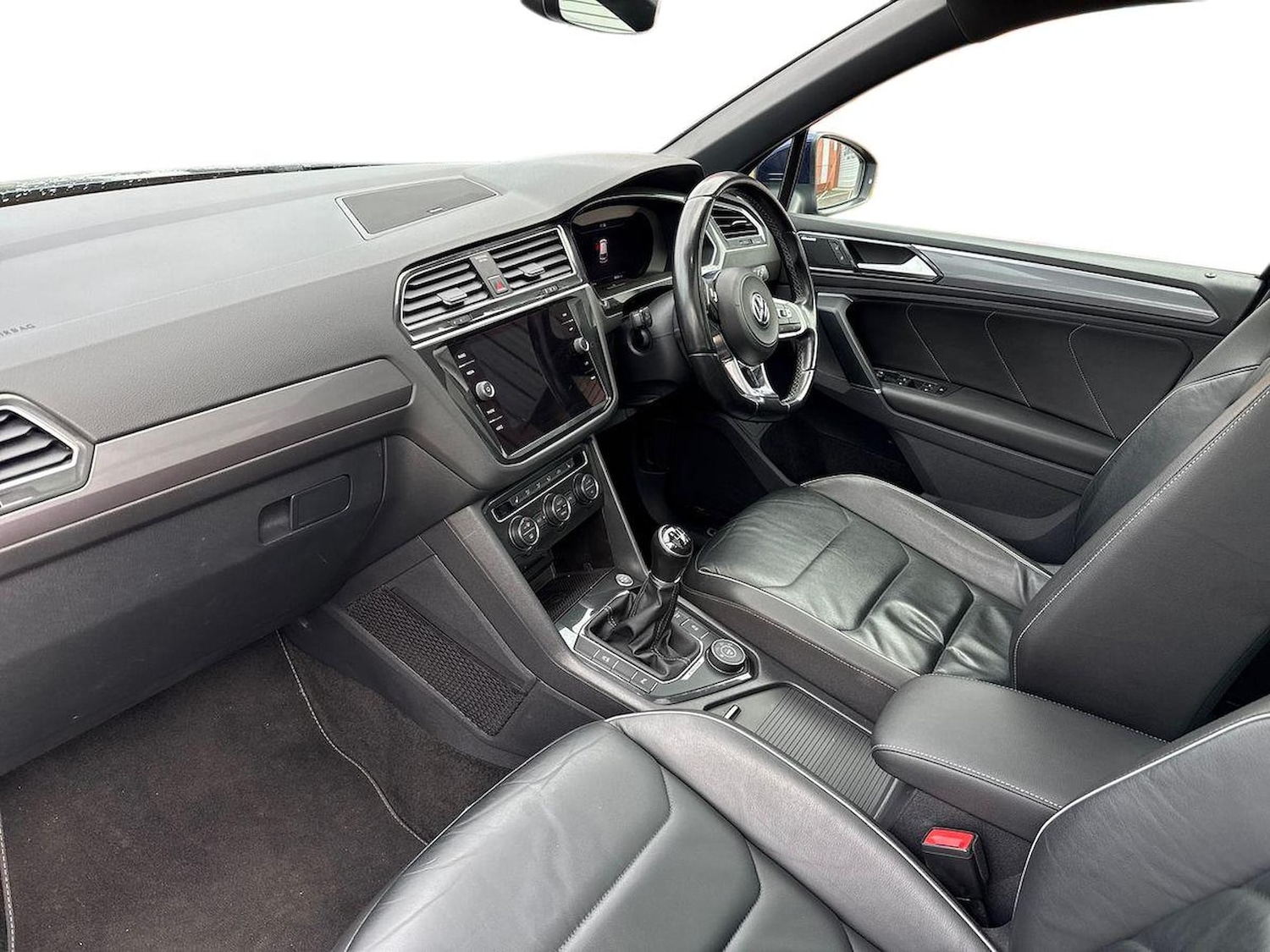 Used Volkswagen Tiguan 2017 for sale - 76596202: Photo 7