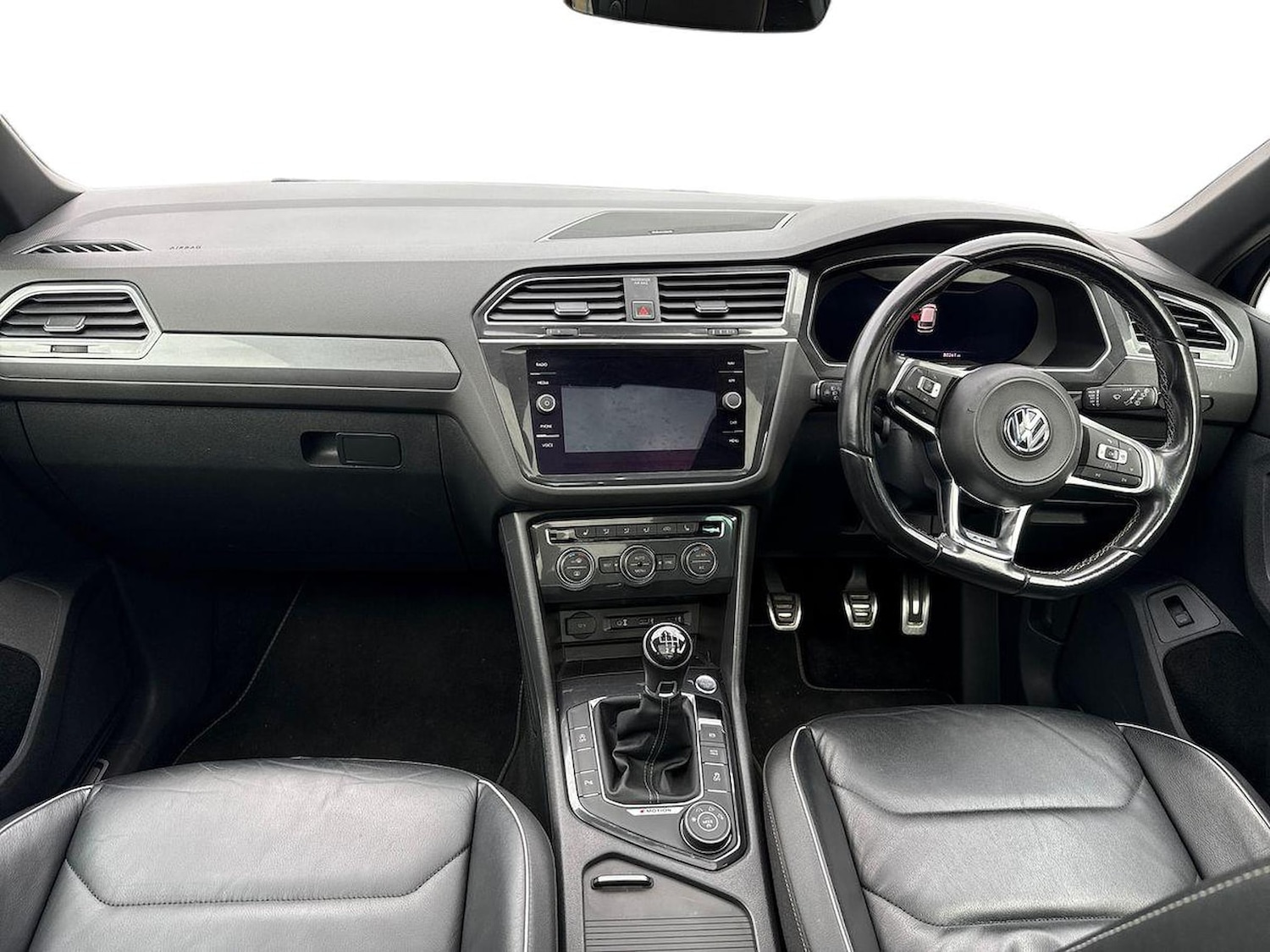 Used Volkswagen Tiguan 2017 for sale - 76596202: Photo 8