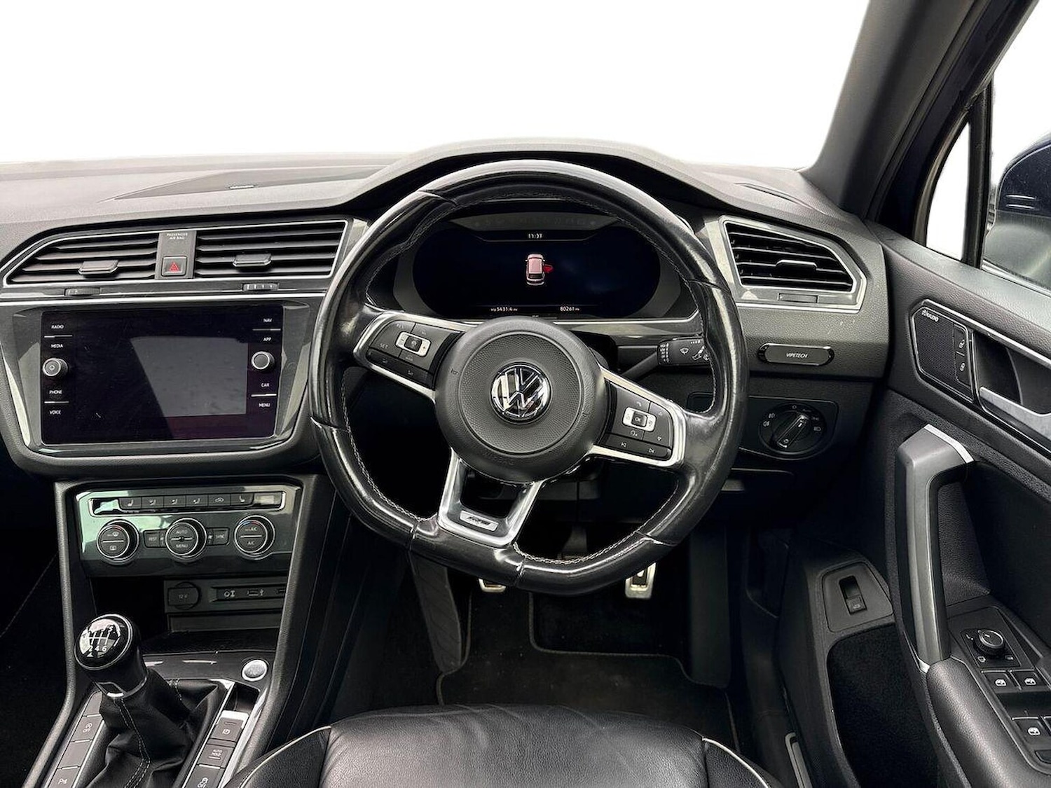 Used Volkswagen Tiguan 2017 for sale - 76596202: Photo 9