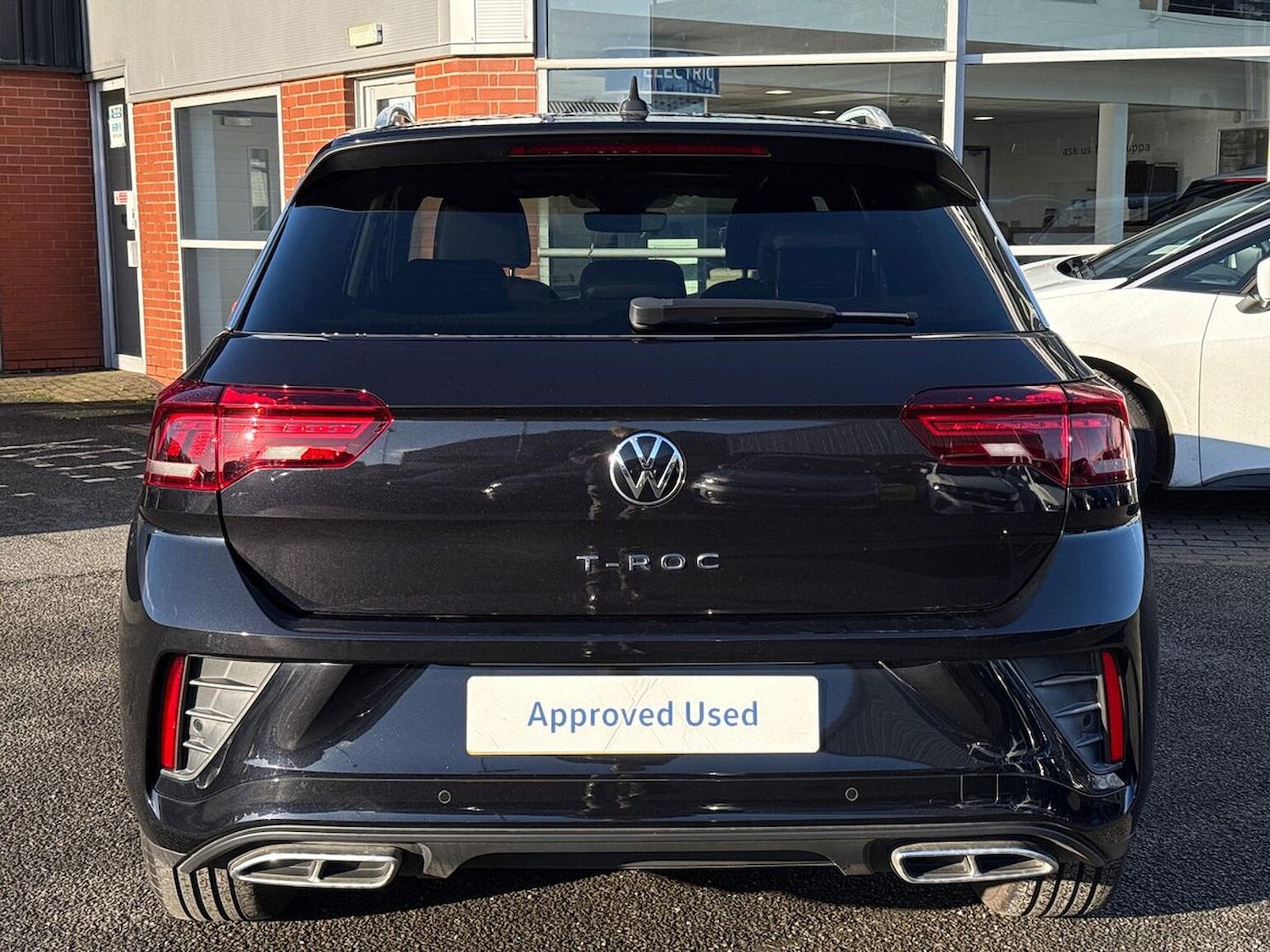 Used Volkswagen T-Roc 2022 for sale - 76628190: Photo 4