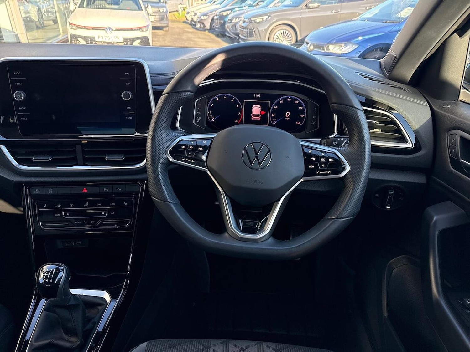 Used Volkswagen T-Roc 2022 for sale - 76628190: Photo 9