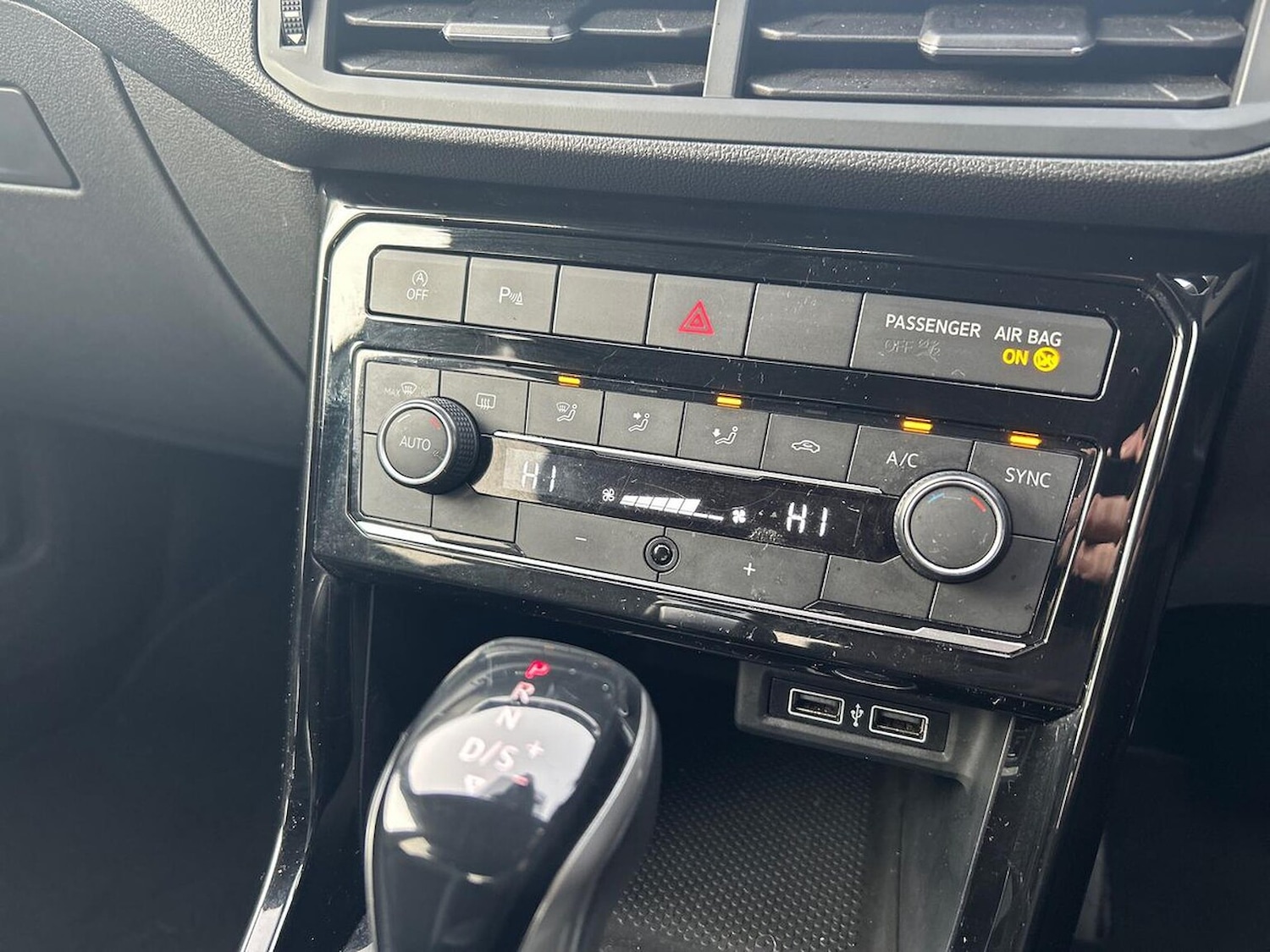 Used Volkswagen T-Cross 2020 for sale - 78026138: Photo 12