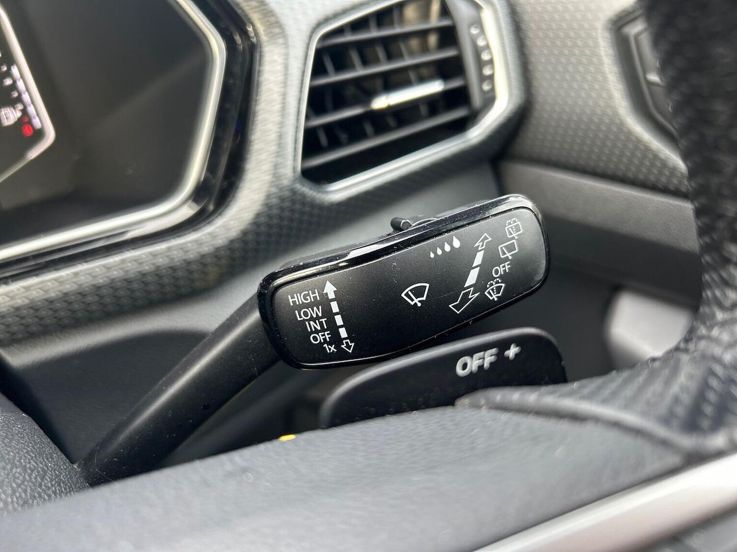 Used Volkswagen T-Cross 2020 for sale - 78026138: Photo 28