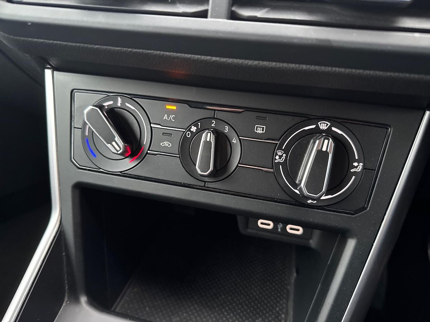 Used Volkswagen Polo 2023 for sale - 76478151: Photo 12