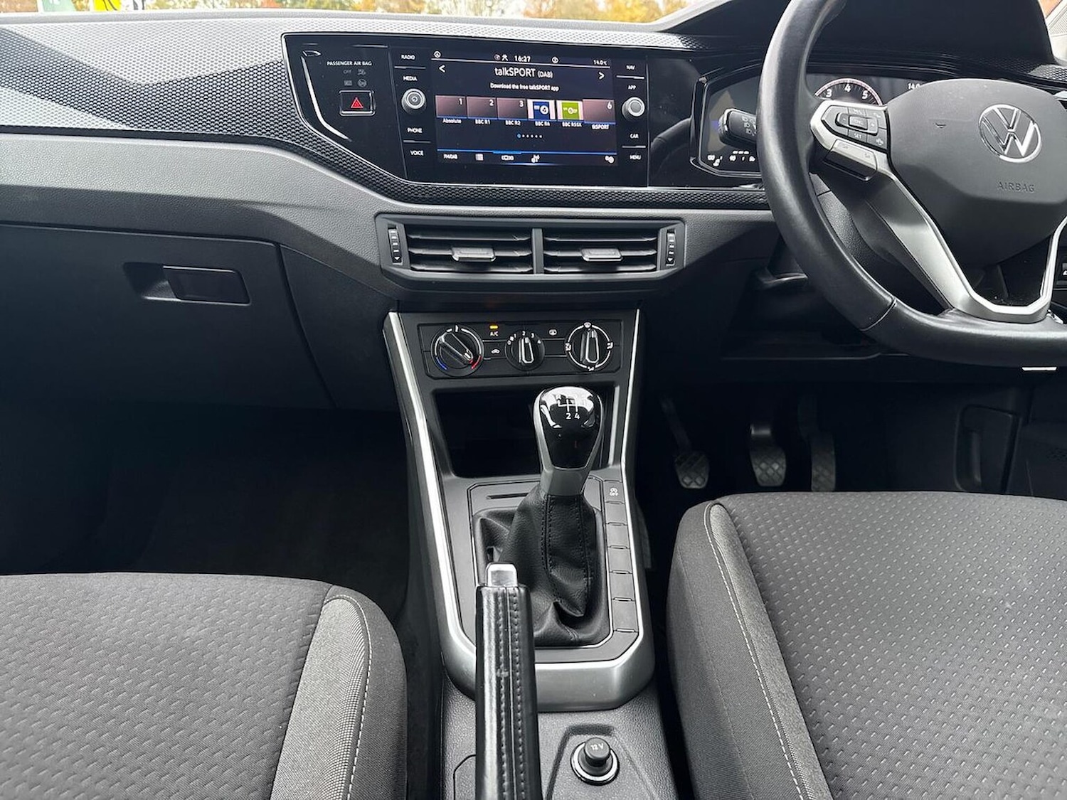 Used Volkswagen Polo 2023 for sale - 76478151: Photo 13