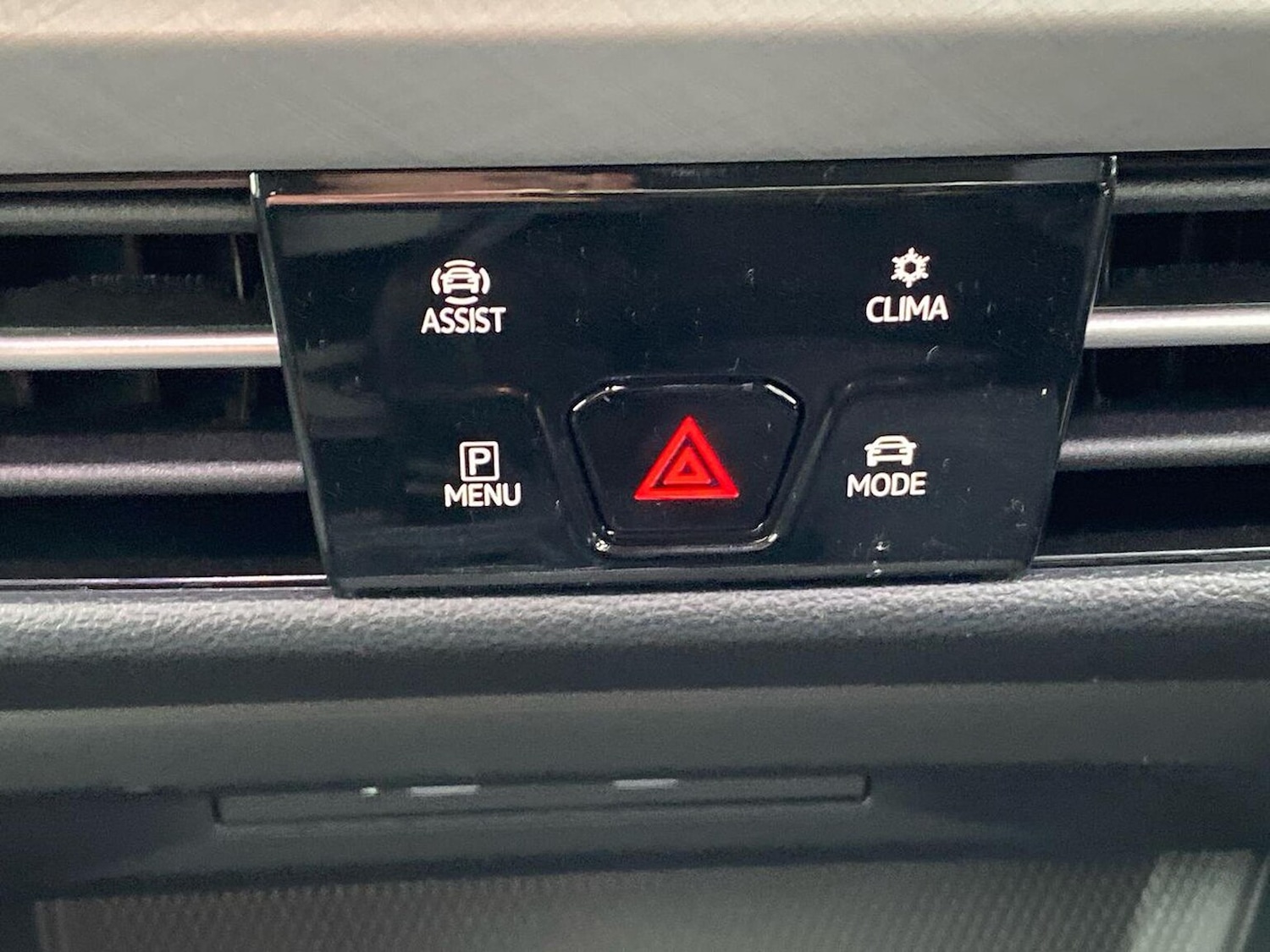 Used Volkswagen Golf 2025 for sale - 76547690: Photo 34