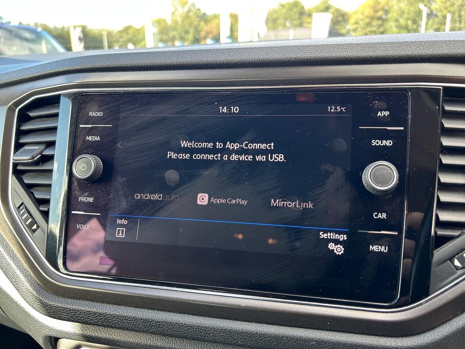 Used Volkswagen T-Roc 2019 for sale - 76023029: Photo 25
