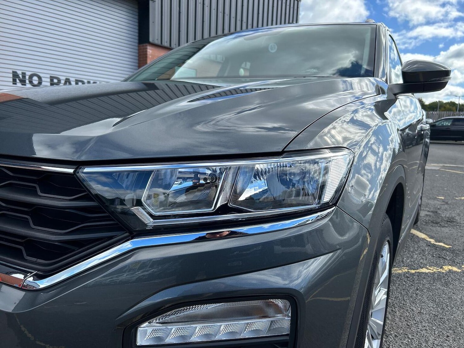 Used Volkswagen T-Roc 2019 for sale - 76023029: Photo 32