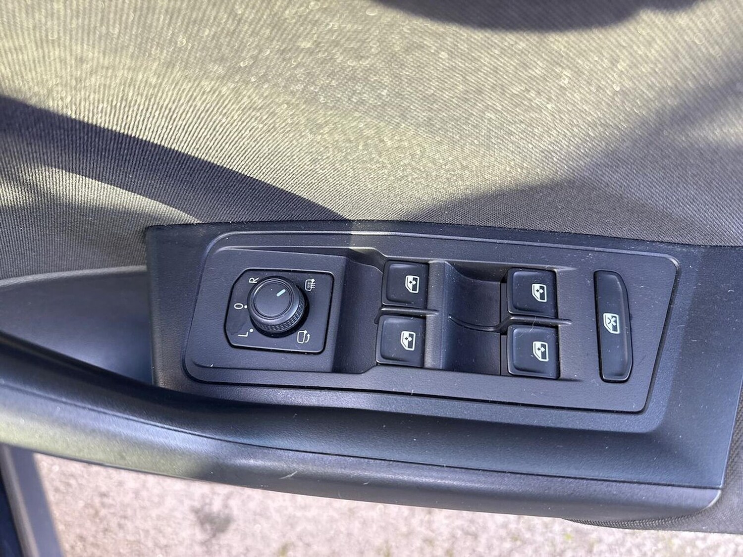 Used Volkswagen T-Roc 2023 for sale - 76439779: Photo 21