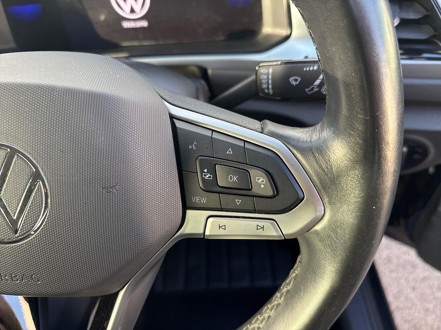 Used Volkswagen T-Roc 2023 for sale - 76439779: Photo 25