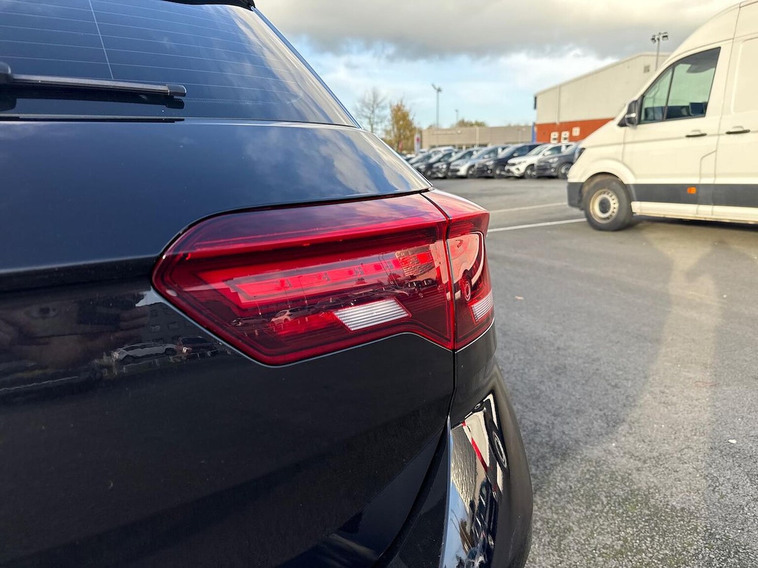 Used Volkswagen T-Roc 2023 for sale - 76439779: Photo 34