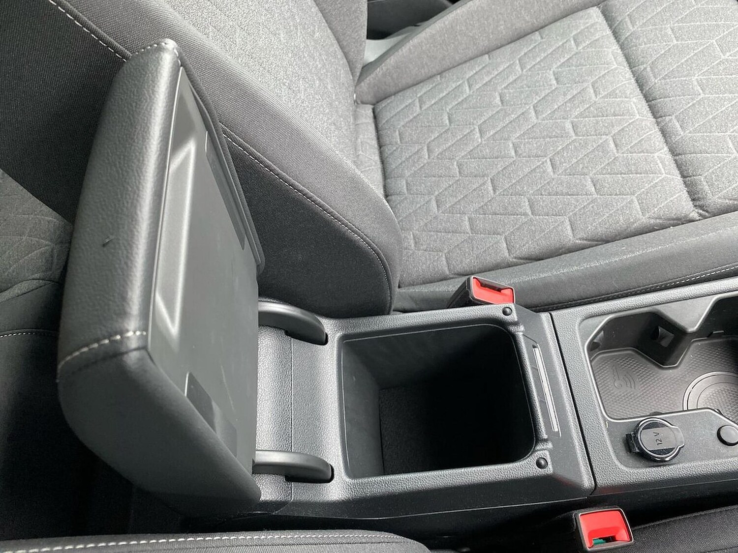 Used Volkswagen Golf 2025 for sale - 77488917: Photo 40