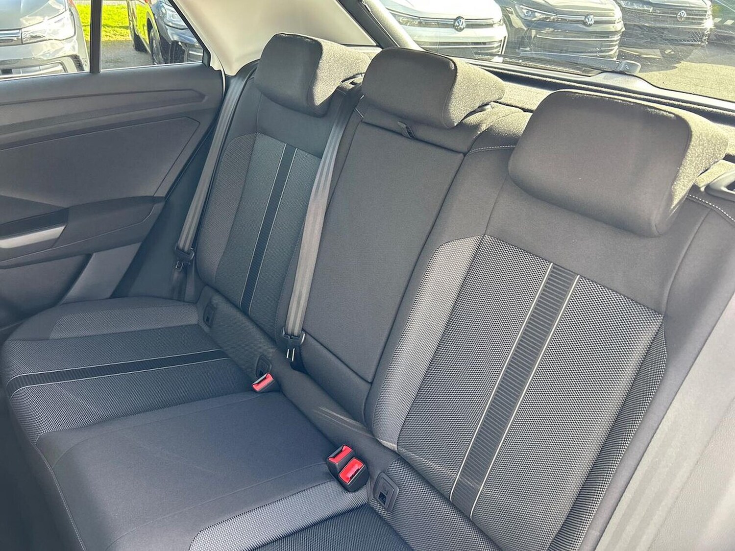 Used Volkswagen T-Roc 2025 for sale - 76212022: Photo 16