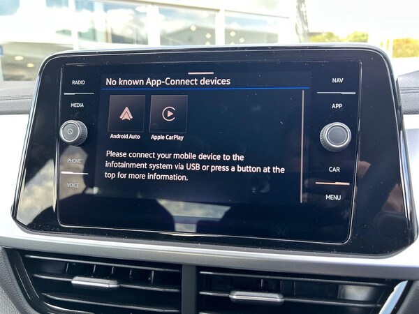 Used Volkswagen T-Roc 2025 for sale - 76212022: Photo 24