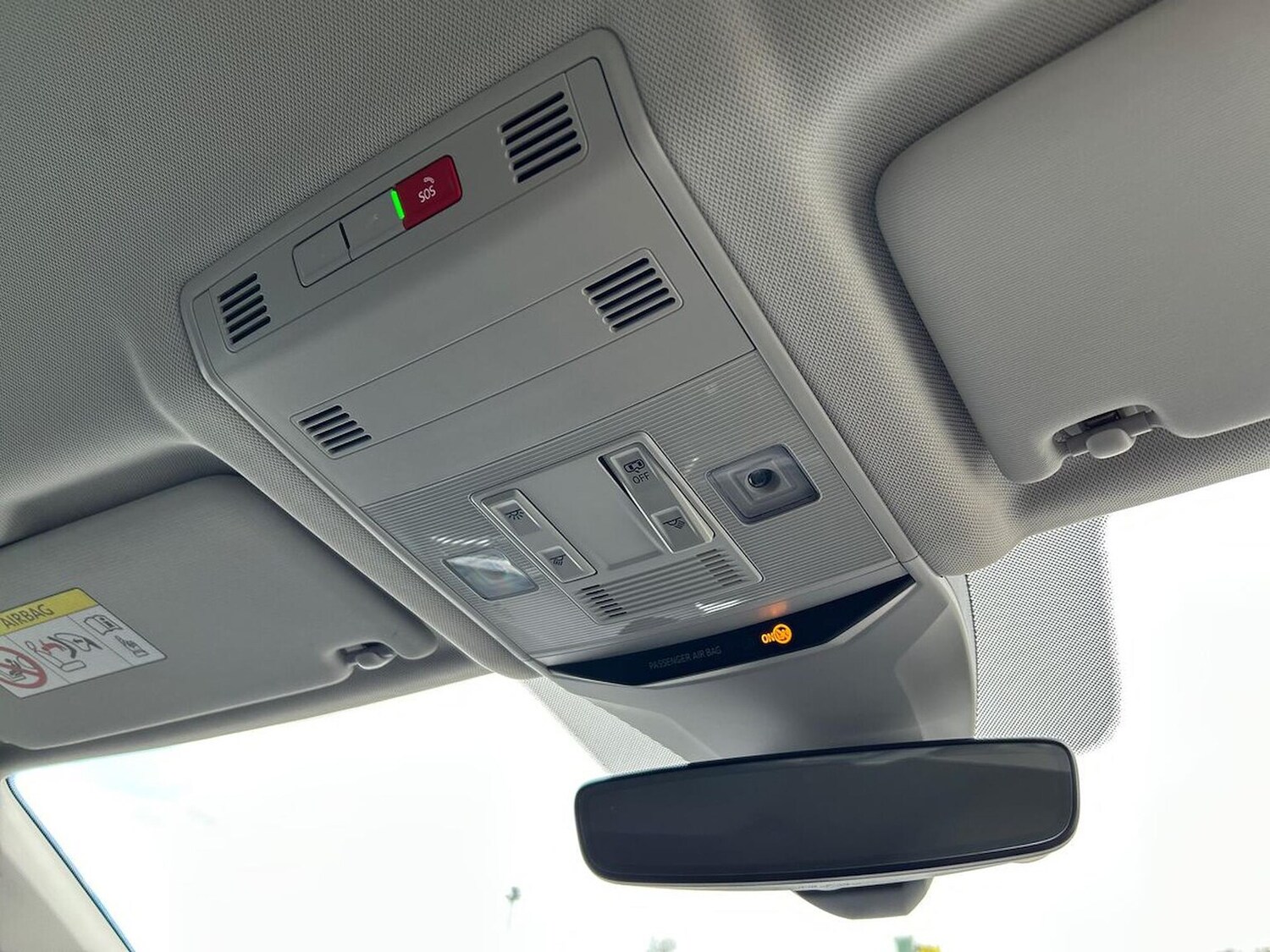 Used Volkswagen T-Roc 2024 for sale - 76352487: Photo 14