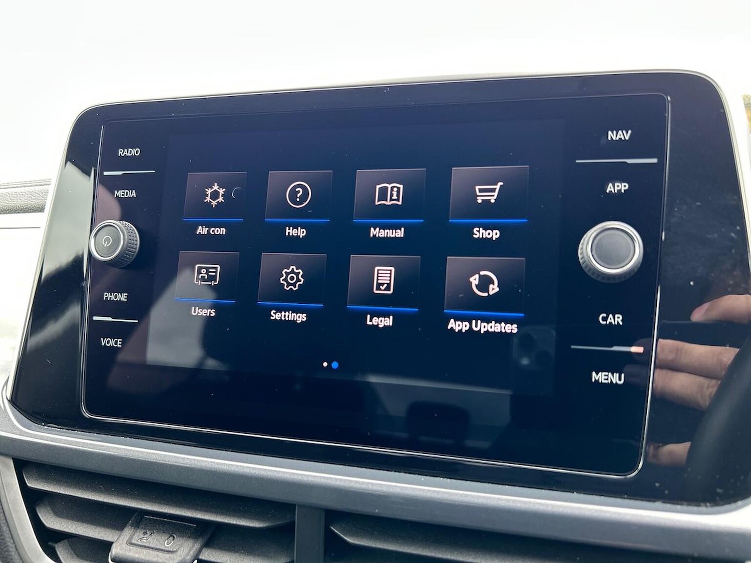 Used Volkswagen T-Roc 2024 for sale - 76352487: Photo 25