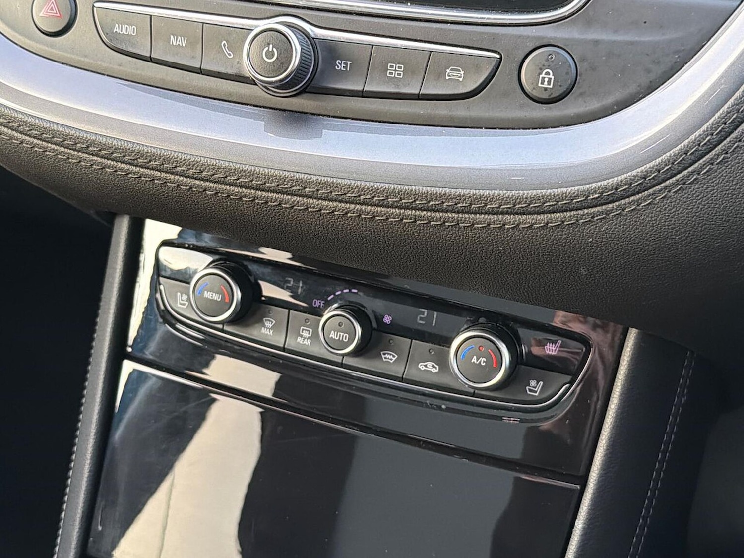 Used Vauxhall Grandland X 2018 for sale - 77034557: Photo 12