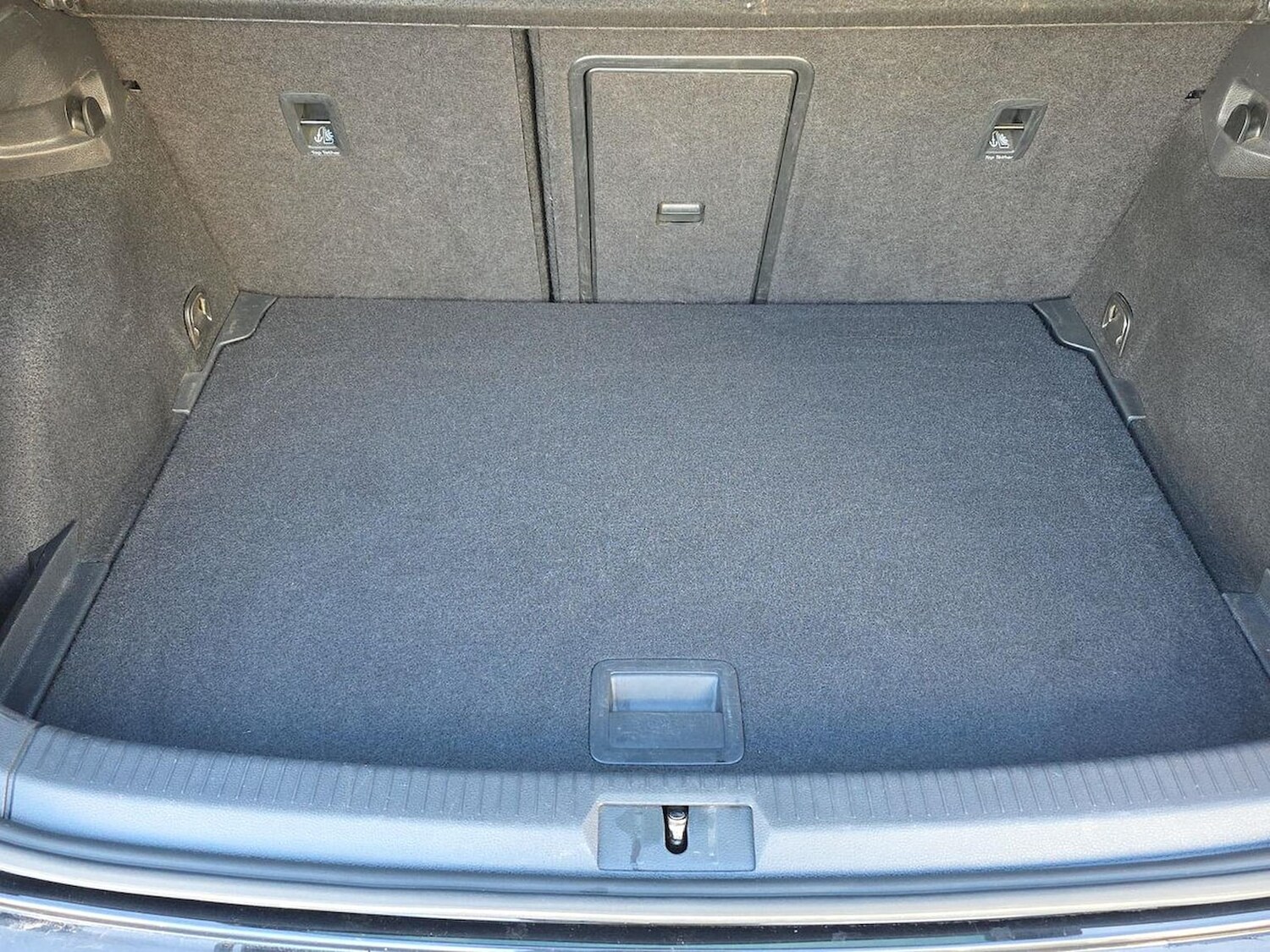 Used Volkswagen Golf 2019 for sale - 77555336: Photo 17