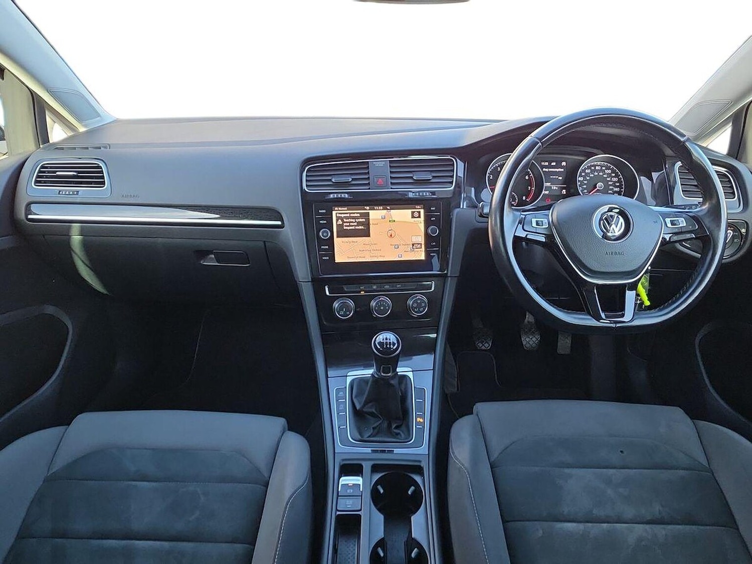 Used Volkswagen Golf 2019 for sale - 77555336: Photo 8