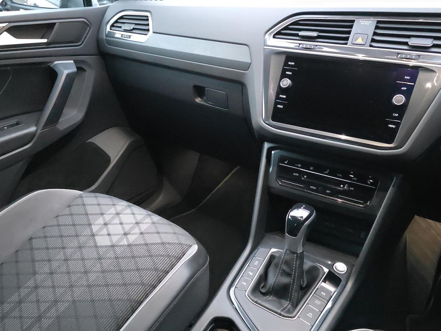 Used Volkswagen Tiguan 2023 for sale - 76547667: Photo 13