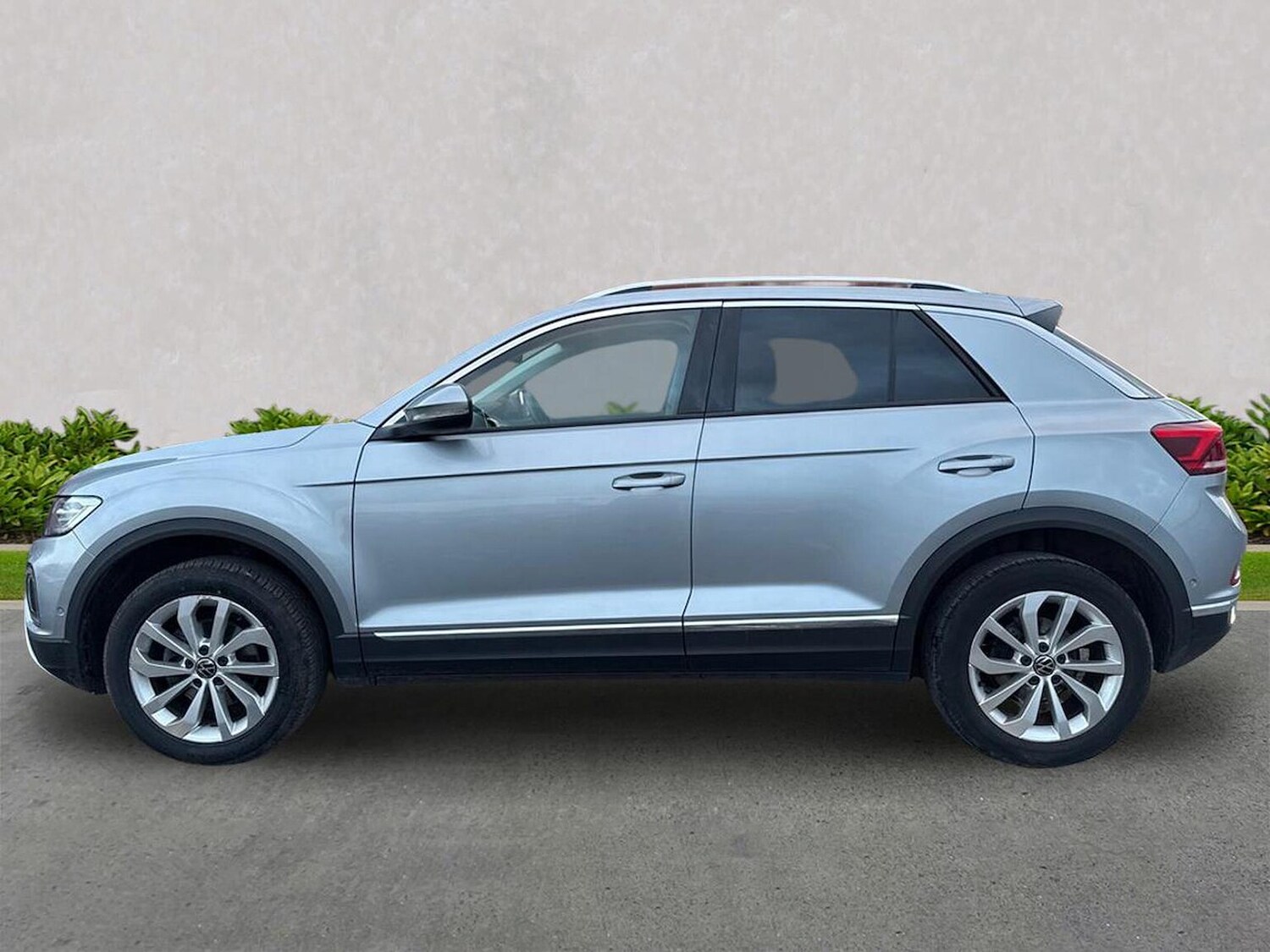 Used Volkswagen T-Roc 2024 for sale - 77629303: Photo 19