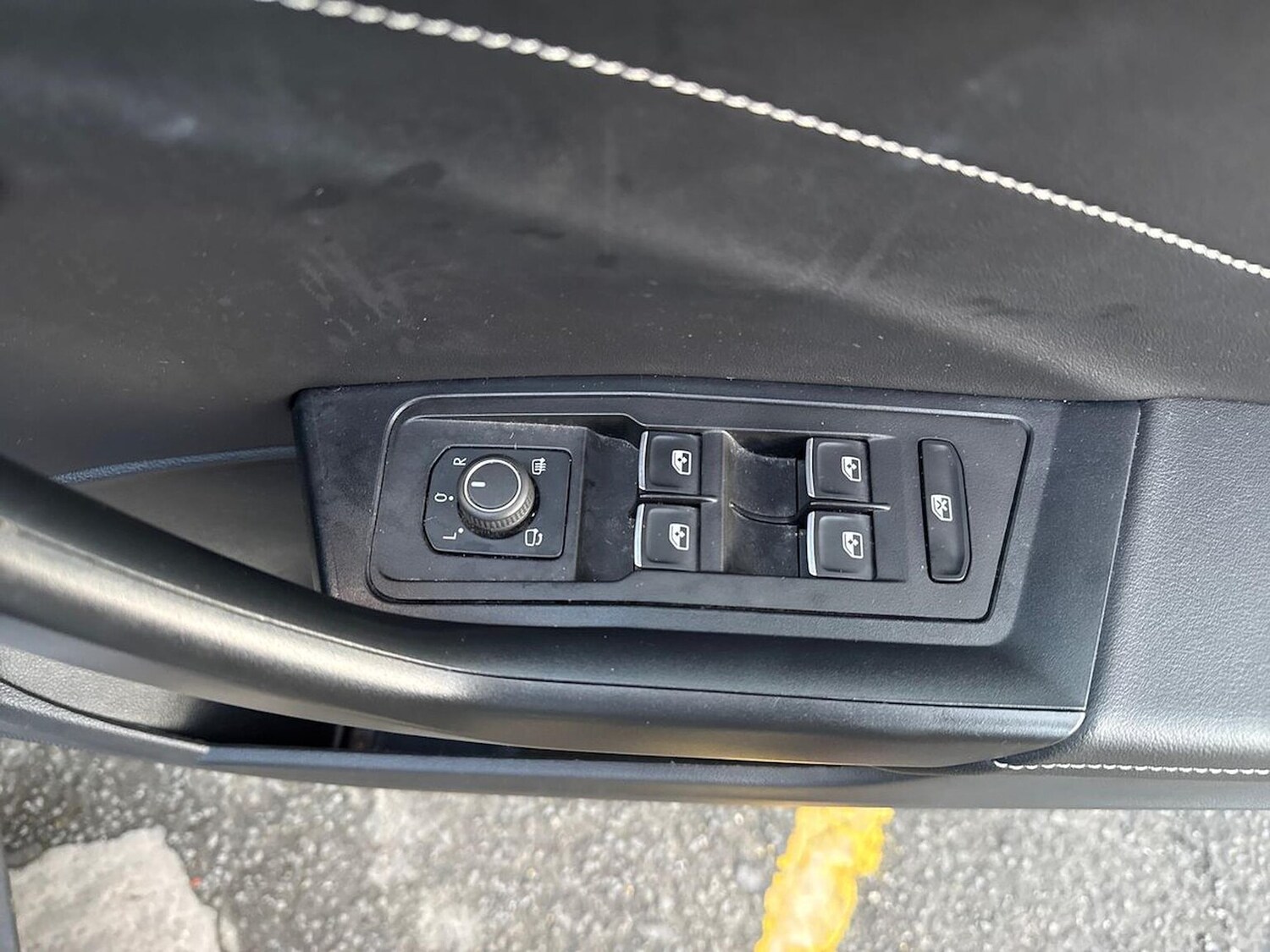 Used Volkswagen T-Roc 2024 for sale - 77629303: Photo 21