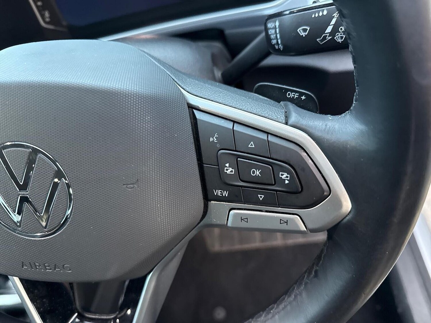 Used Volkswagen T-Roc 2024 for sale - 77629303: Photo 26