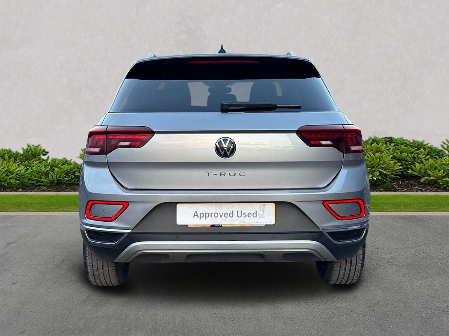 Used Volkswagen T-Roc 2024 for sale - 77629303: Photo 4