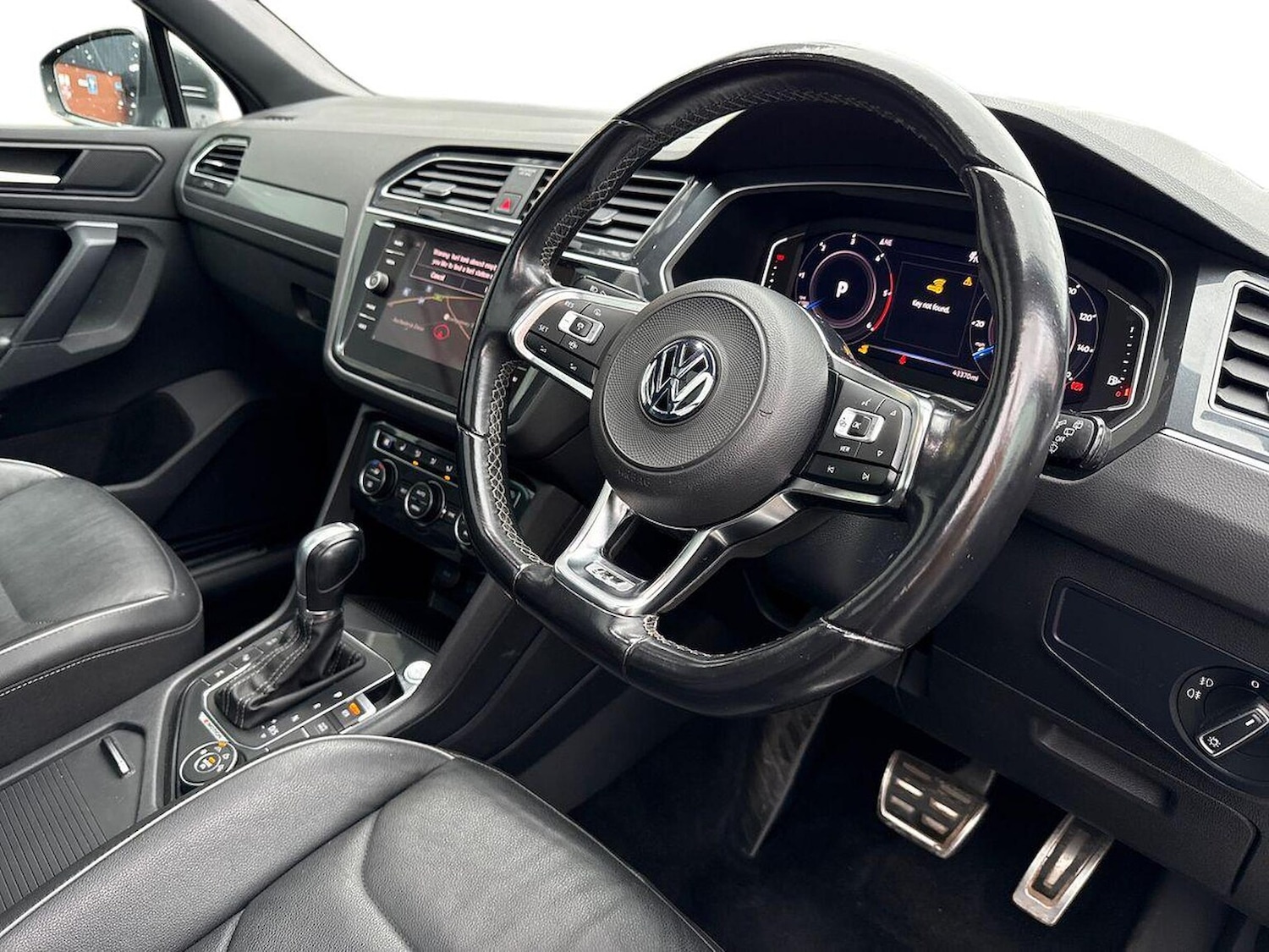 Used Volkswagen Tiguan 2019 for sale - 76725815: Photo 15