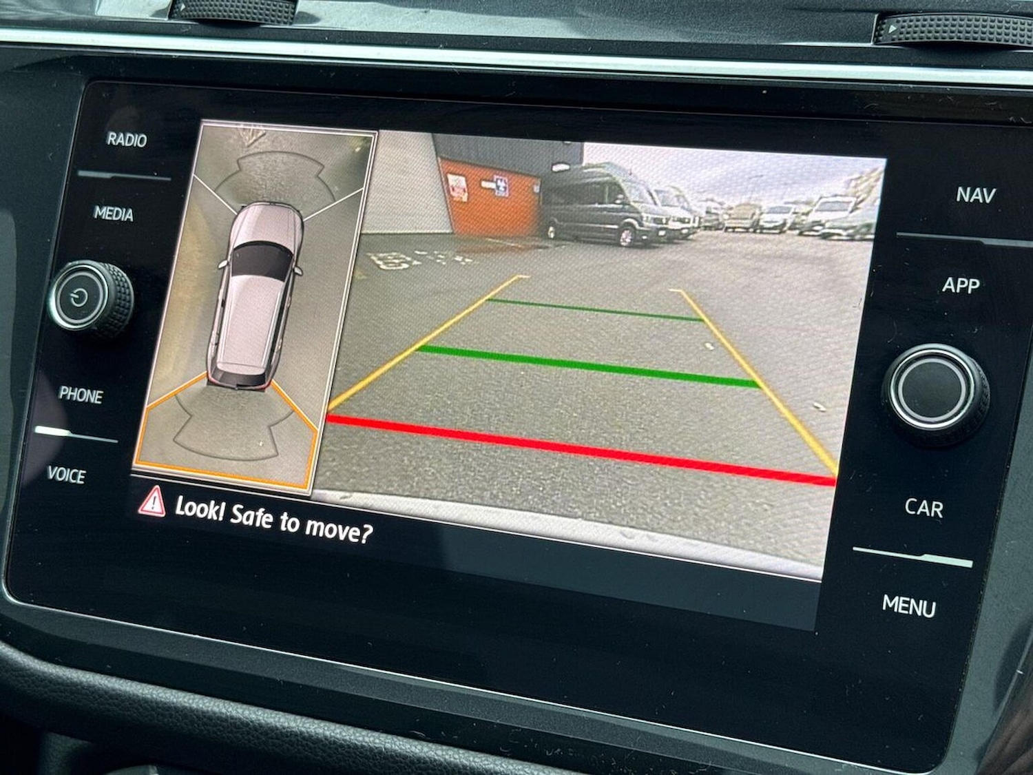 Used Volkswagen Tiguan 2019 for sale - 76725815: Photo 23