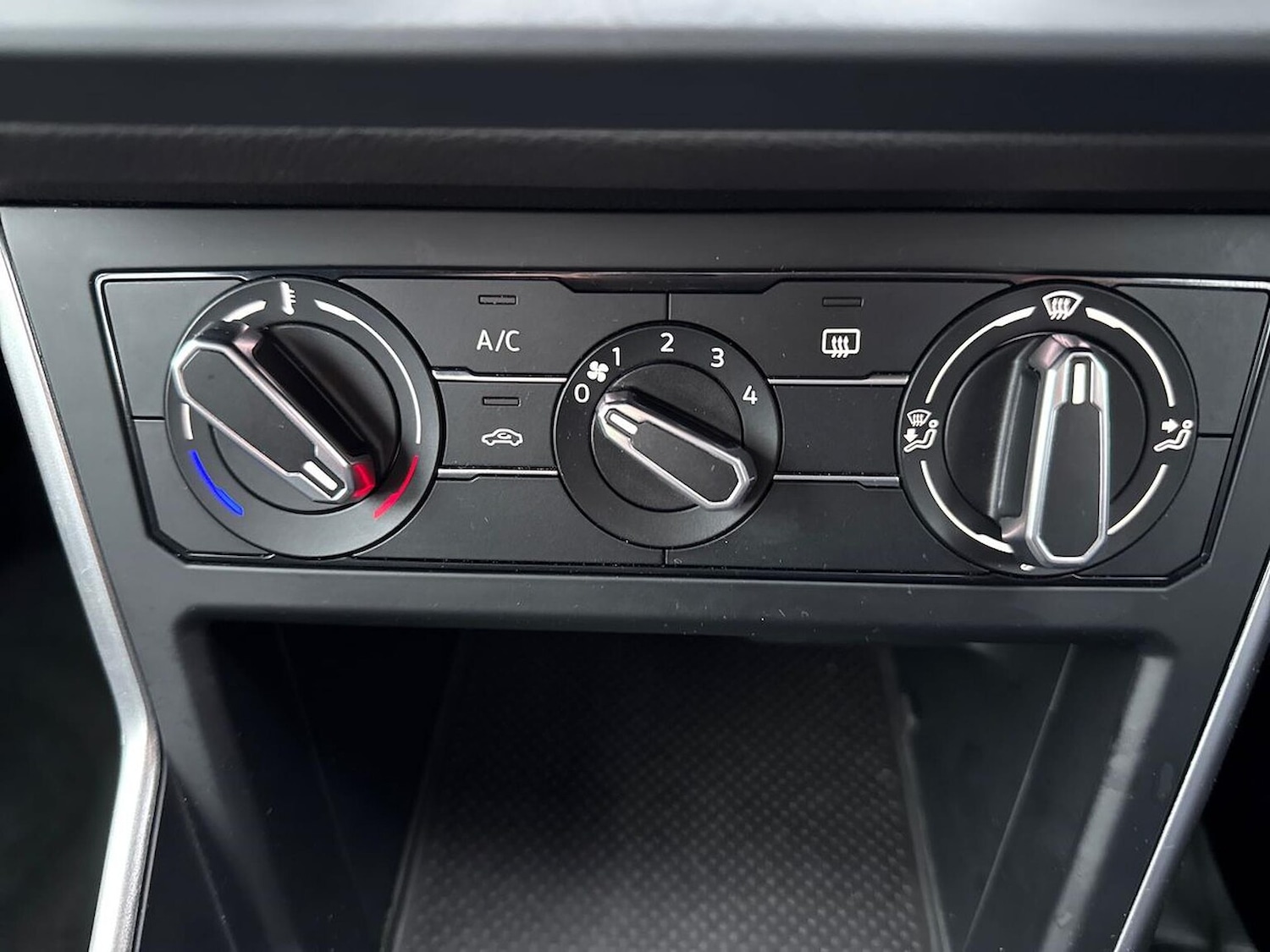 Used Volkswagen Polo 2022 for sale - 77872100: Photo 12