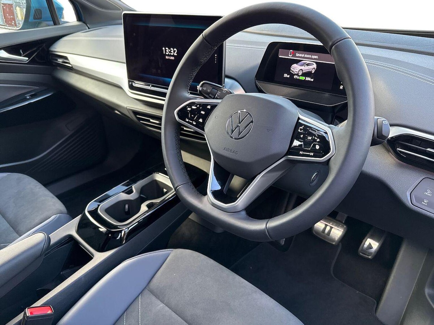 Used Volkswagen ID.4 2024 for sale - 77059811: Photo 17