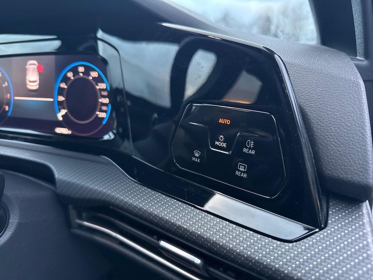 Used Volkswagen Golf 2020 for sale - 77635492: Photo 22