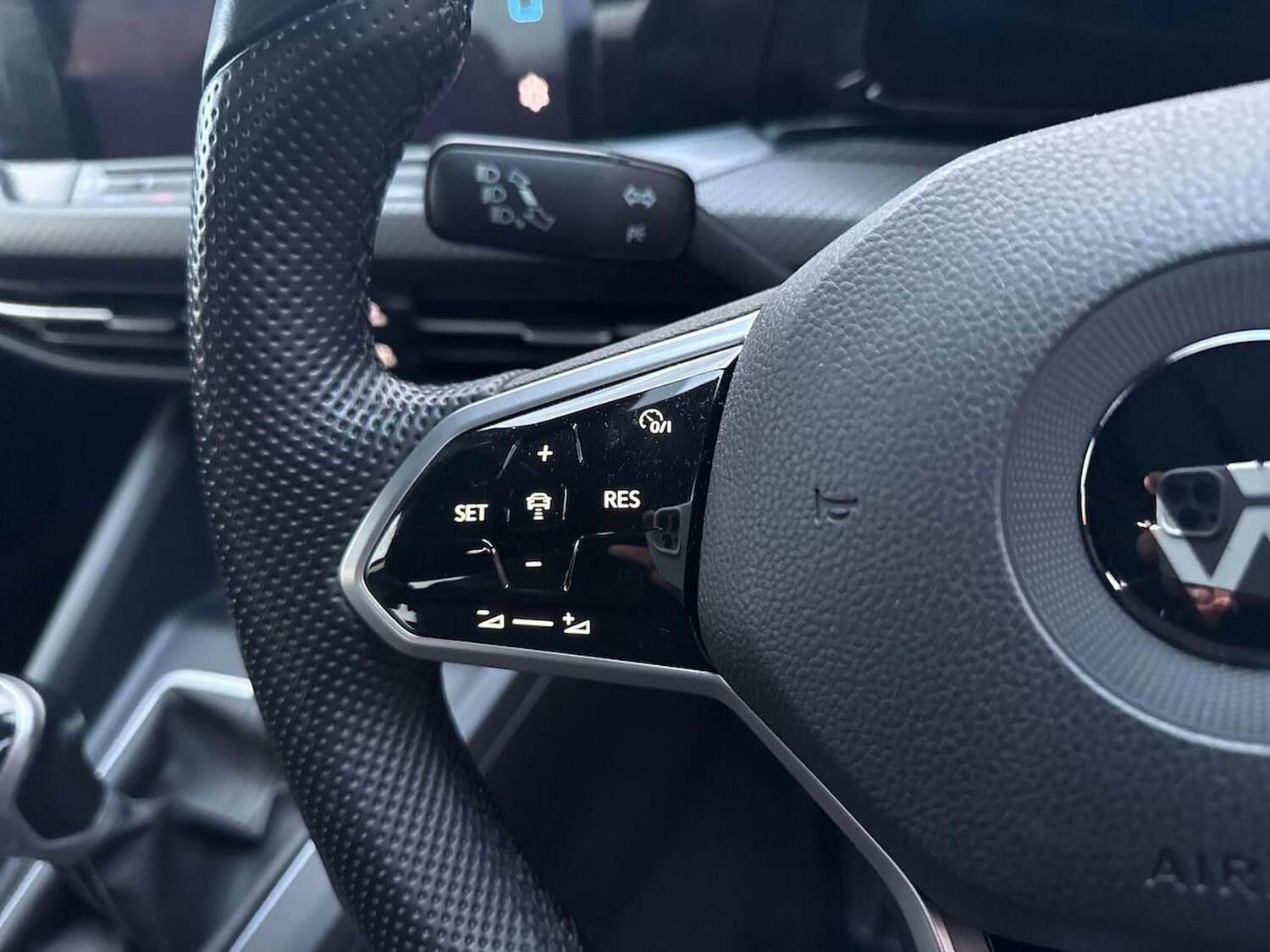 Used Volkswagen Golf 2020 for sale - 77635492: Photo 27