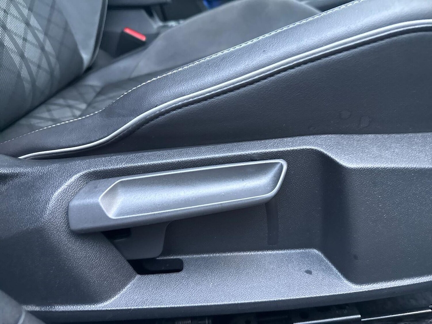 Used Volkswagen Golf 2020 for sale - 77635492: Photo 30