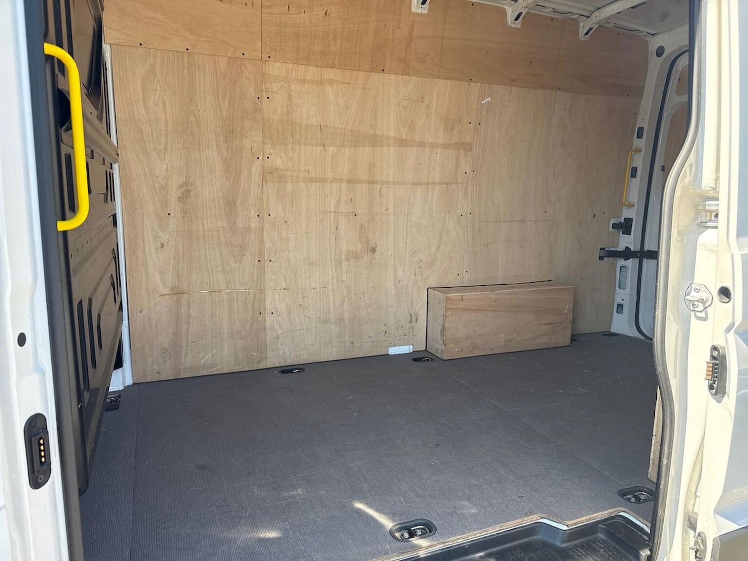 Used Volkswagen Crafter 2024 for sale - 77488918: Photo 16