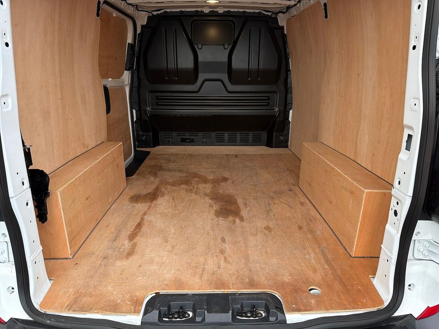 Used Volkswagen Transporter 2025 for sale - 76821739: Photo 17