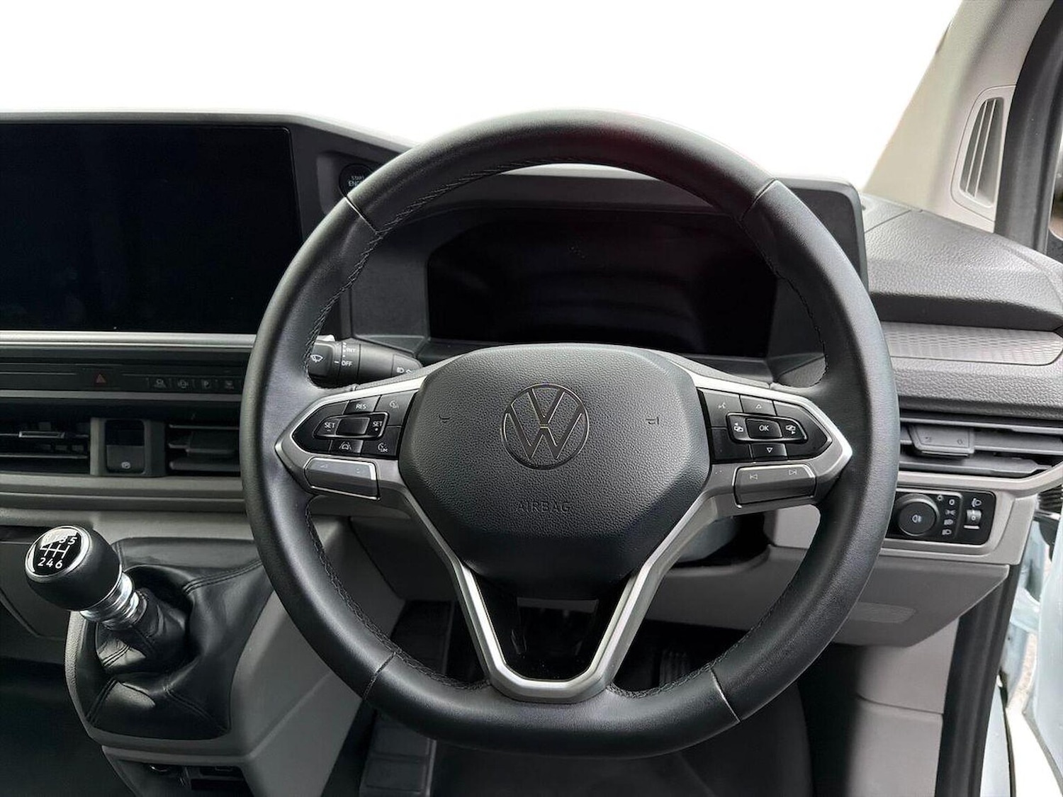 Used Volkswagen Transporter 2025 for sale - 76821739: Photo 9