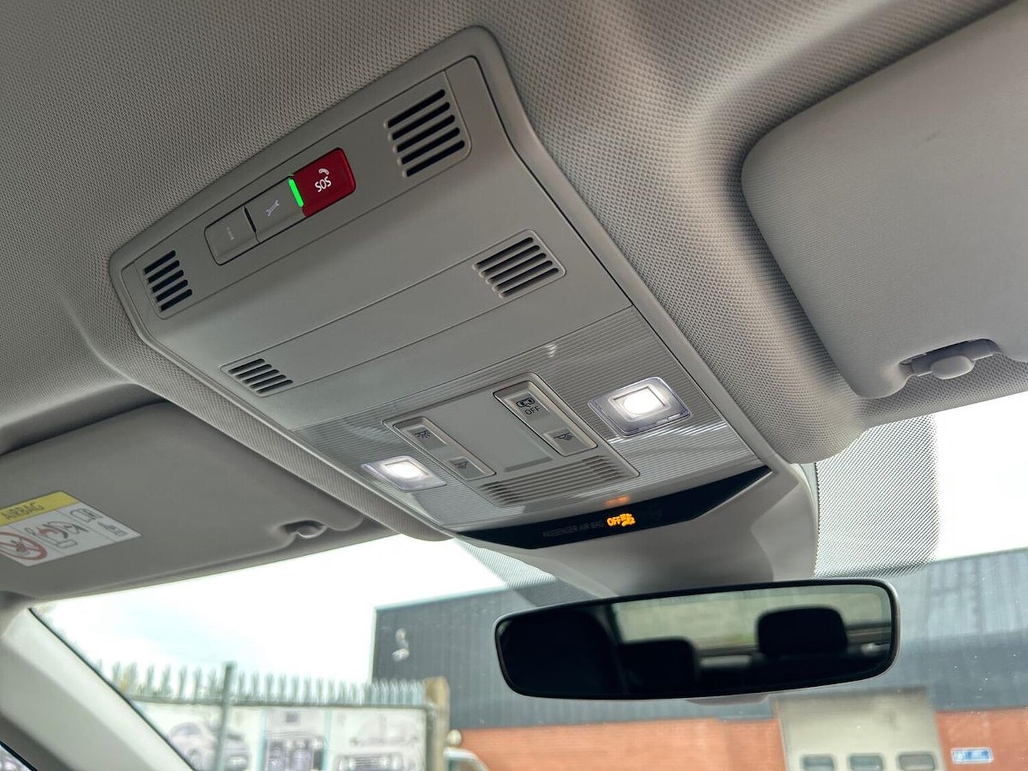 Used Volkswagen T-Roc 2023 for sale - 76316686: Photo 14