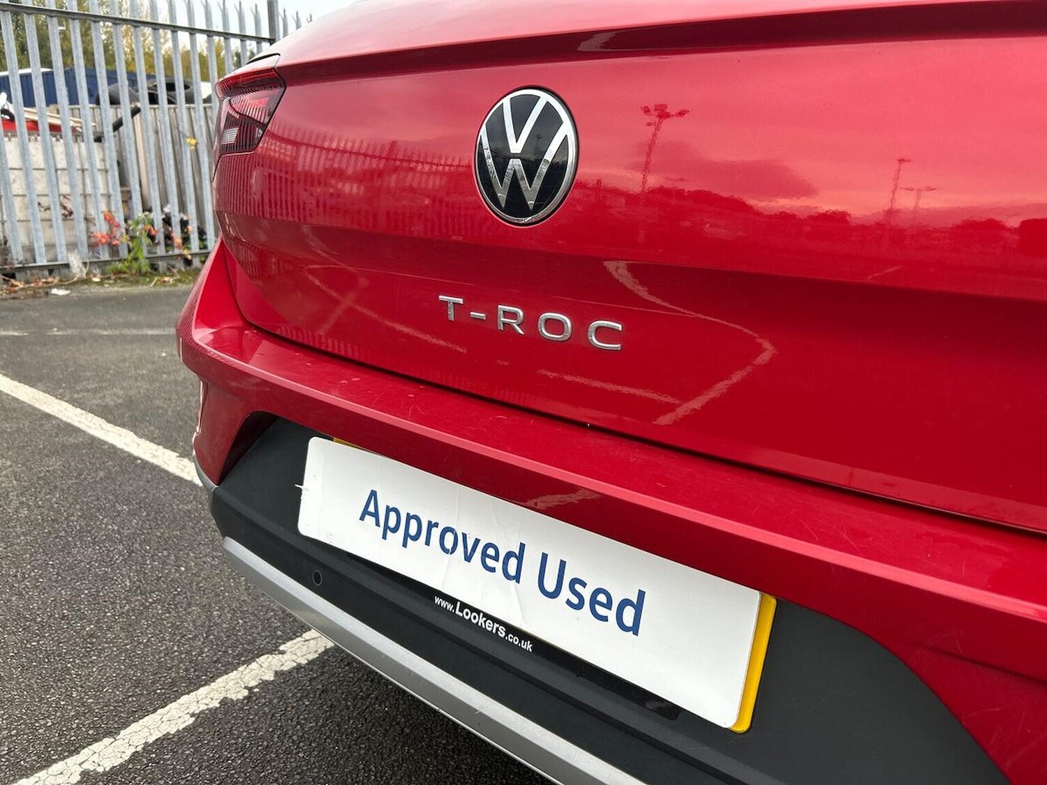 Used Volkswagen T-Roc 2023 for sale - 76316686: Photo 32