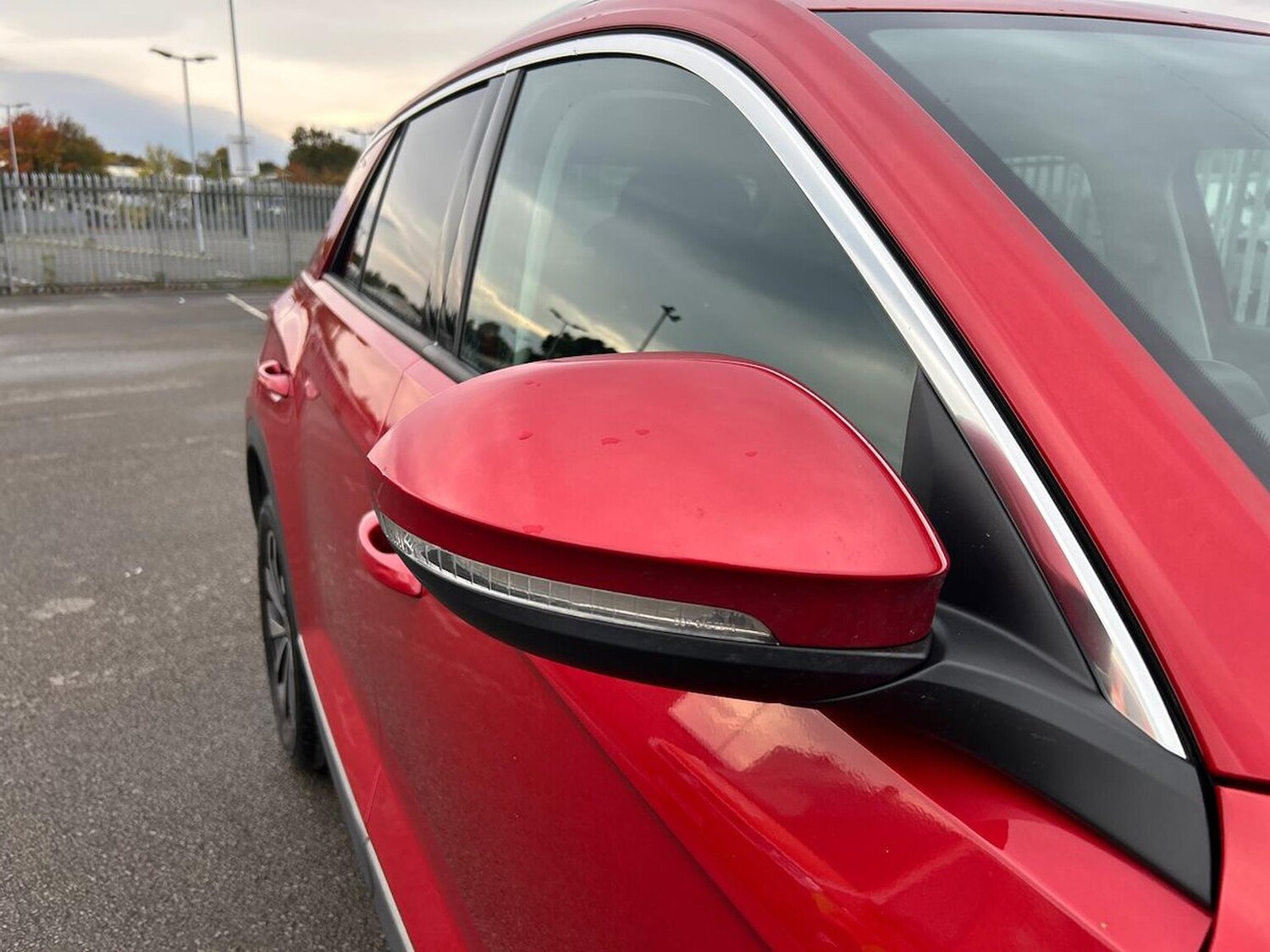 Used Volkswagen T-Roc 2023 for sale - 76316686: Photo 35