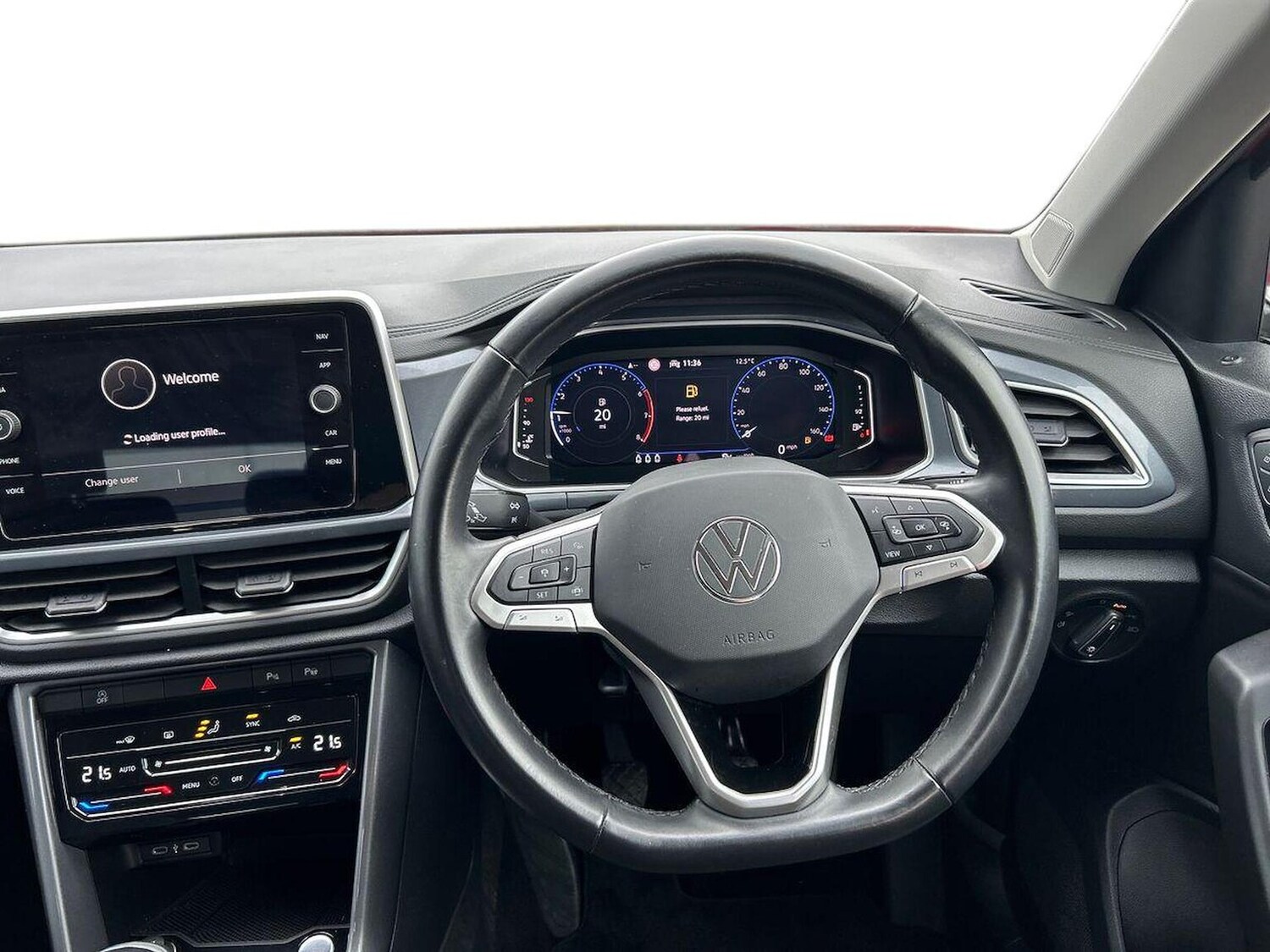 Used Volkswagen T-Roc 2023 for sale - 76316686: Photo 9