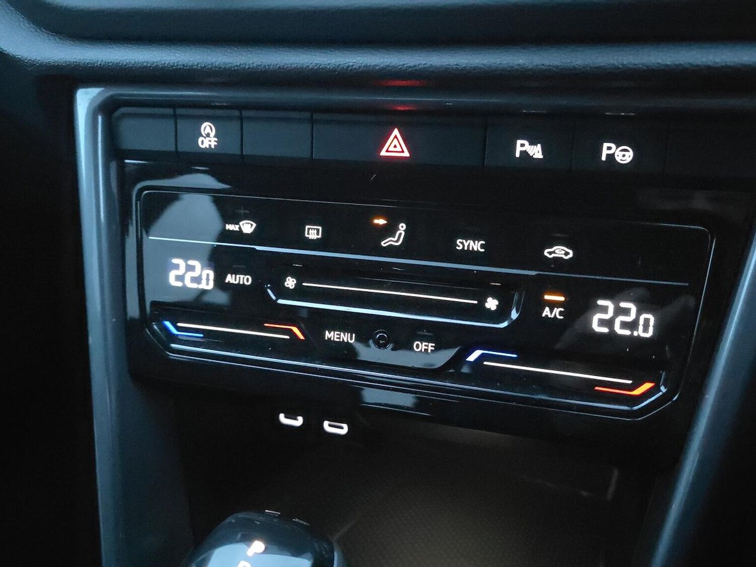 Used Volkswagen T-Roc 2022 for sale - 77488923: Photo 12