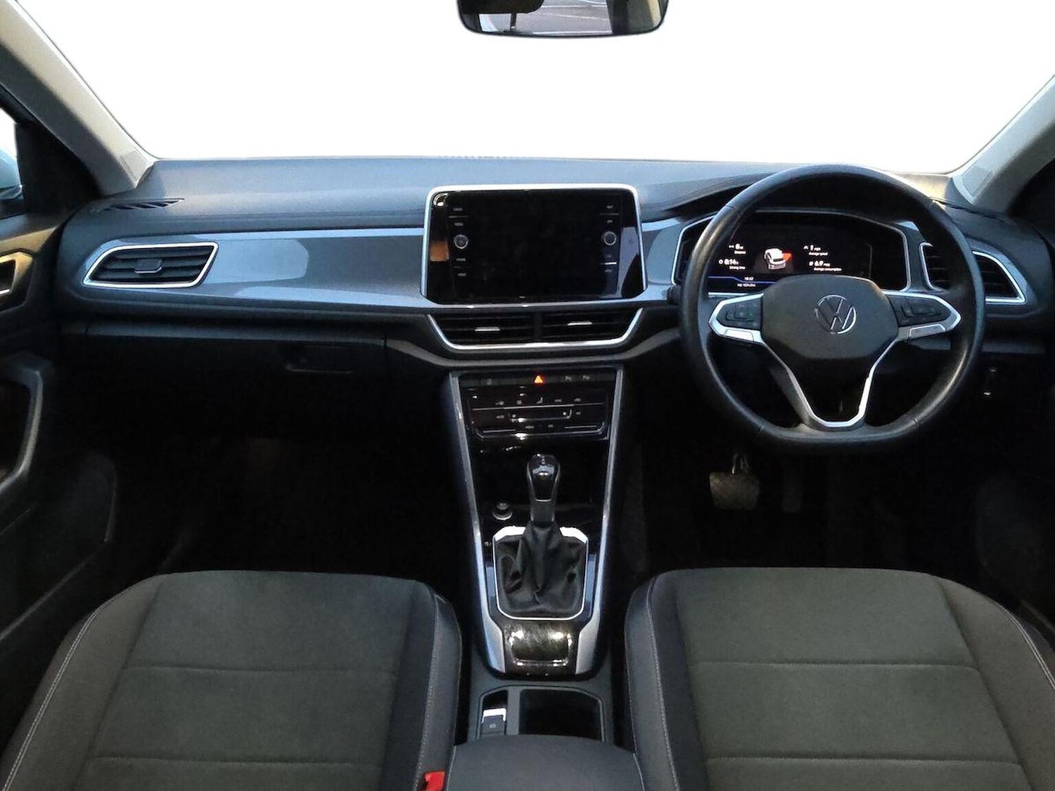 Used Volkswagen T-Roc 2022 for sale - 77488923: Photo 8