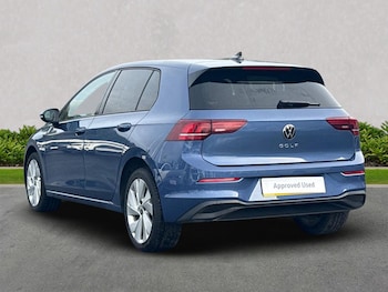 Used Volkswagen Golf 2024 for sale - 76170659: Photo