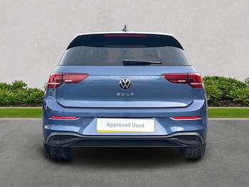 Used Volkswagen Golf 2024 for sale - 76170659: Photo