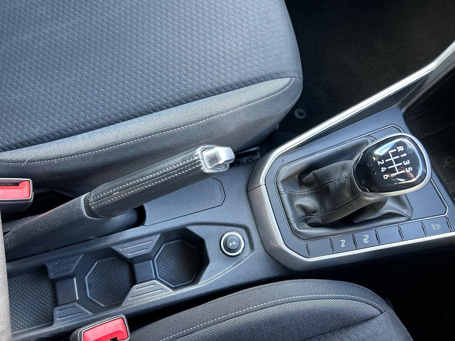 Used Volkswagen Taigo 2023 for sale - 76444490: Photo 13