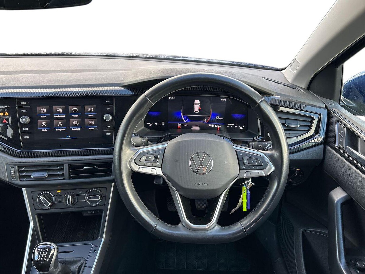 Used Volkswagen Taigo 2023 for sale - 76444490: Photo 9